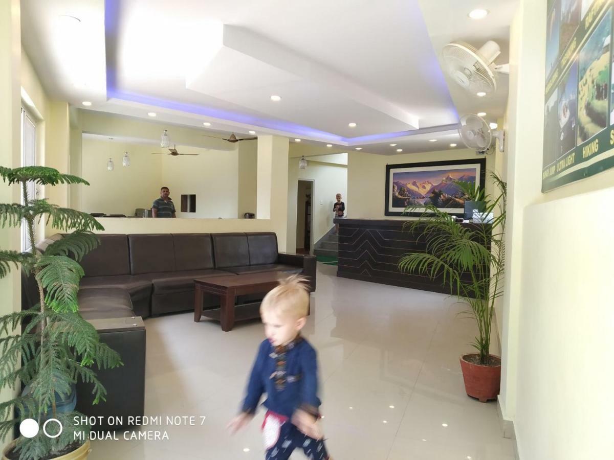 Hotel Fewa Dream ポカラ エクステリア 写真
